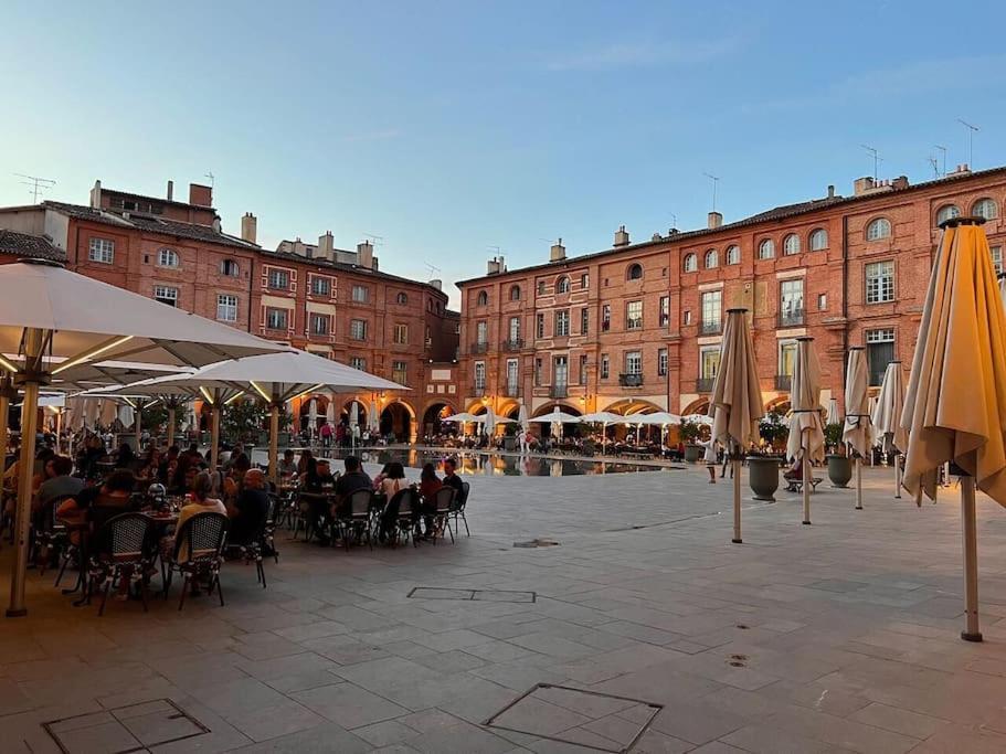 Le Theatre, Coeur De Ville Montauban Eksteriør bilde